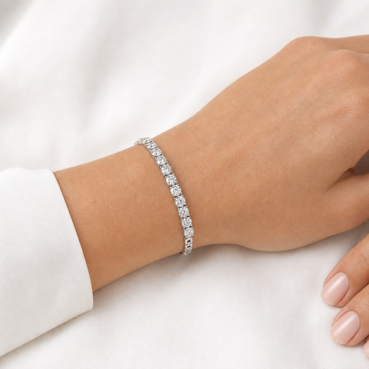 Half Tennis Bracelet – 11-Diamond, 18K Gold