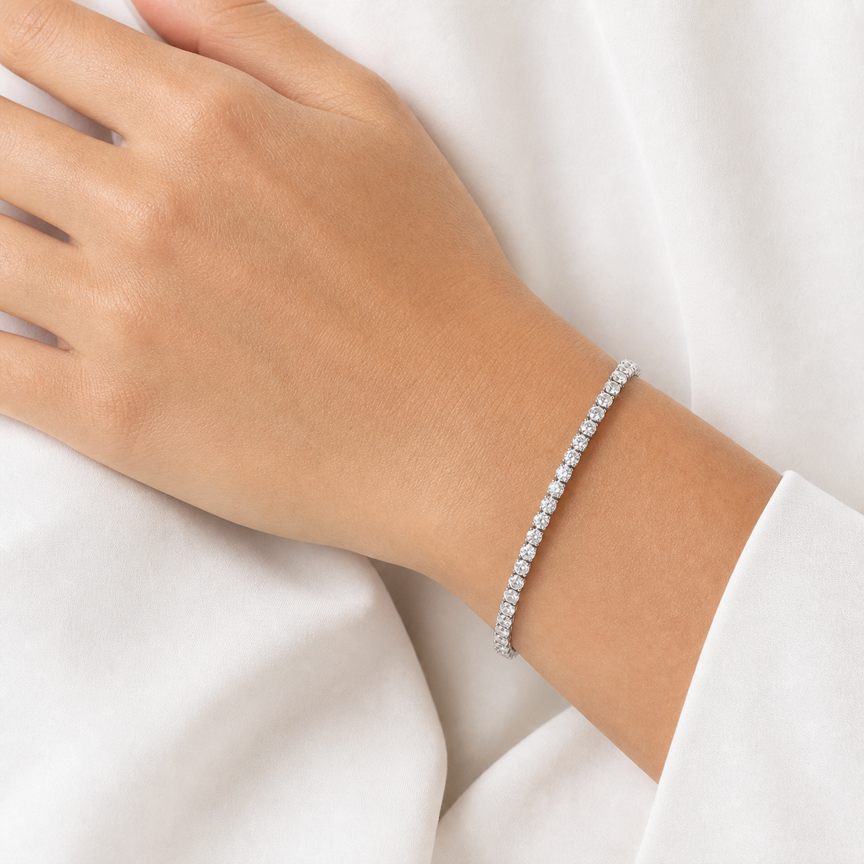 Full Tennis Bracelet – 33-Diamond, 18K Gold