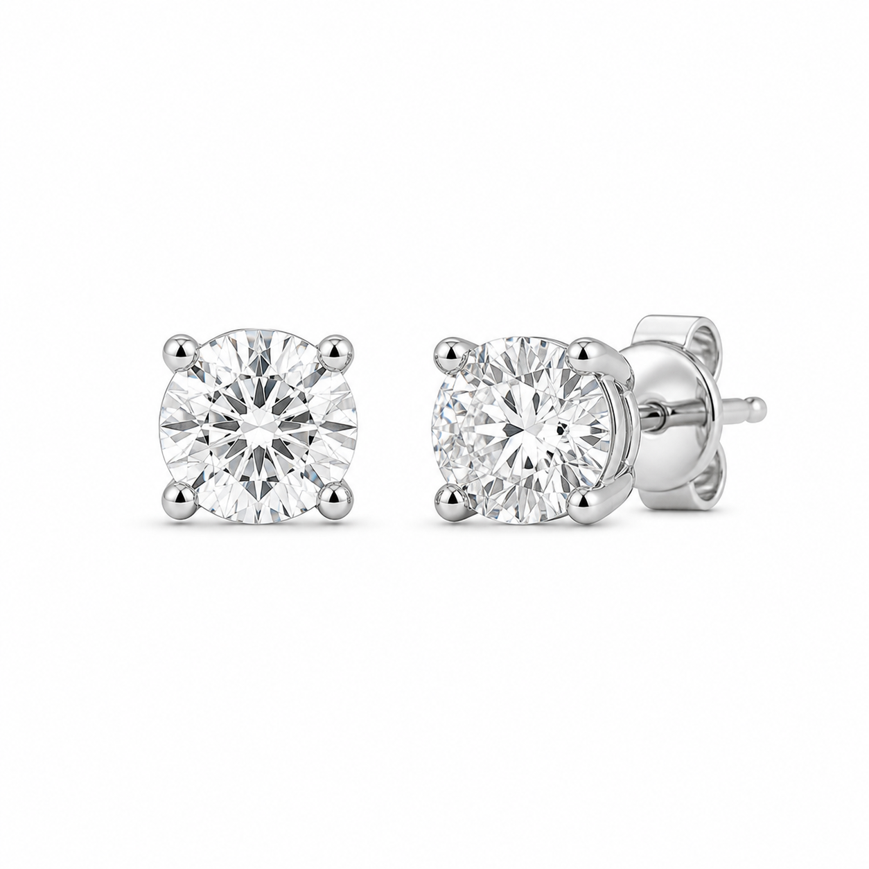 Diamond Stud Earrings – 0.2 ct Each, 18K Gold
