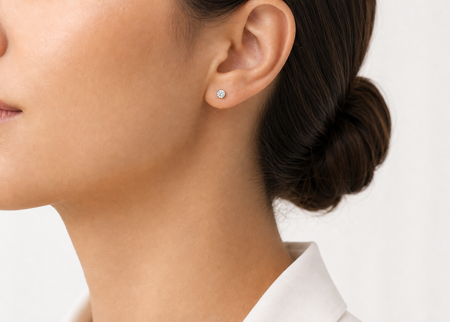 Diamond Stud Earrings – 0.2 ct Each, 18K Gold