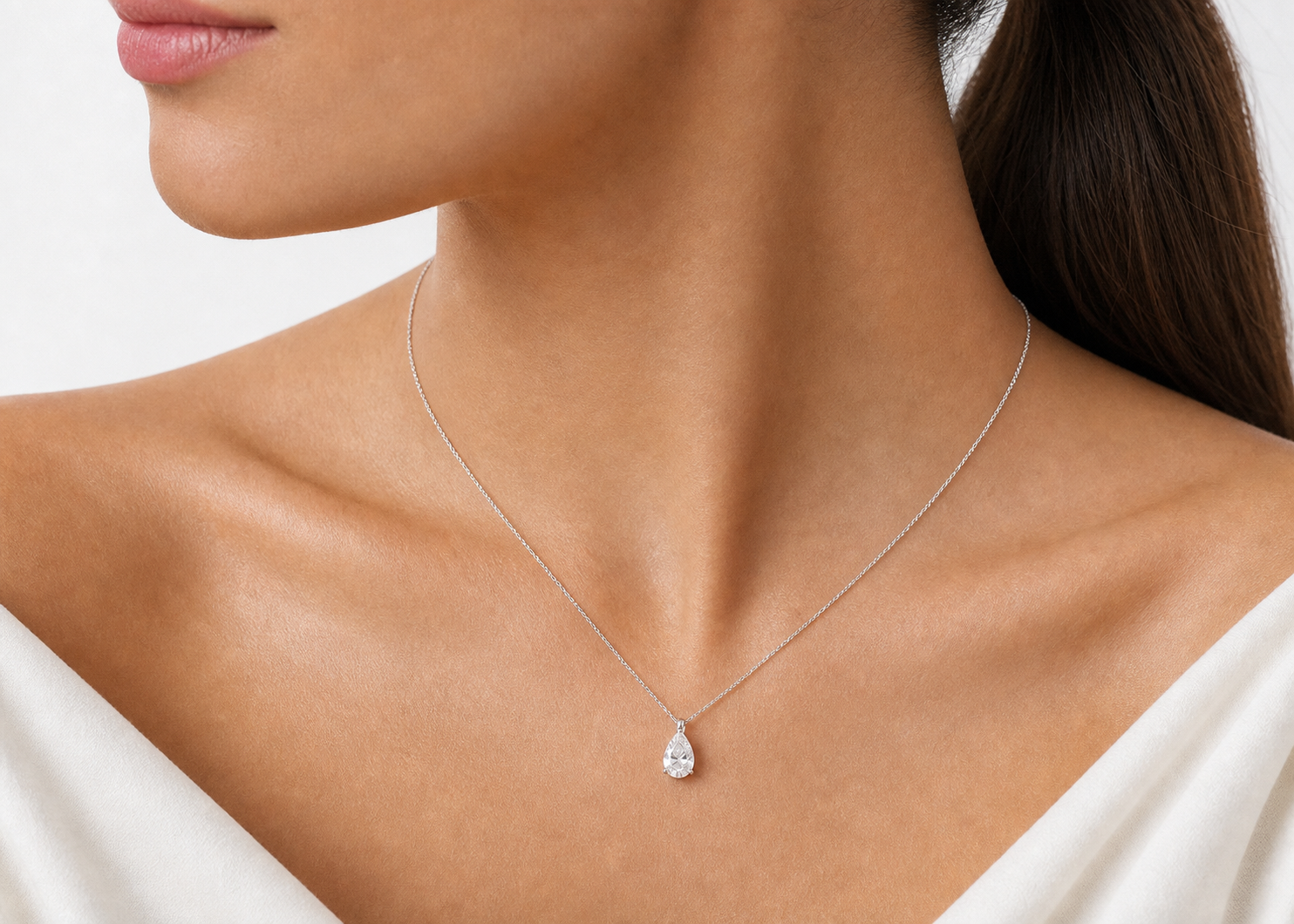 Pear Diamond Pendant Necklace – 1.0 ct, 18K Gold