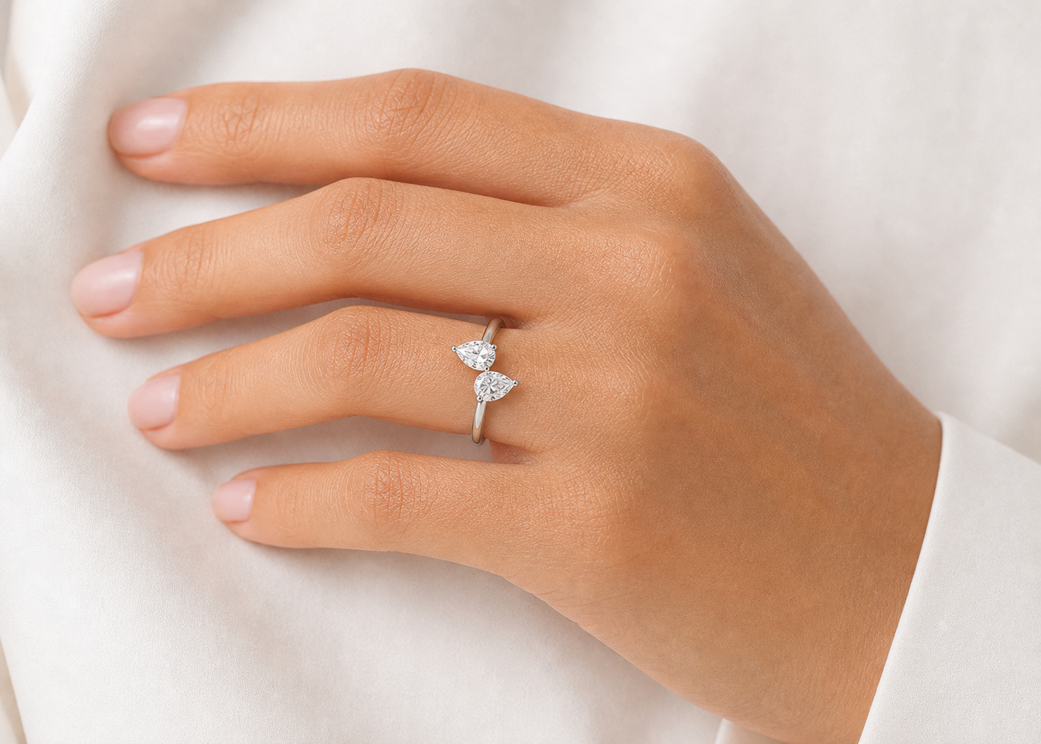 Toi et Moi Pear Ring – Two Diamonds, 18K Gold