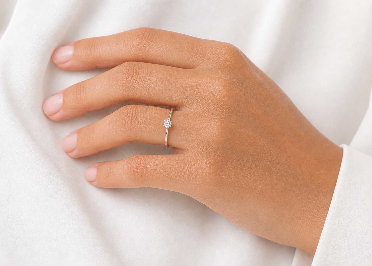 Petite Solitaire Promise Ring – 0.25 ct, 18K Gold